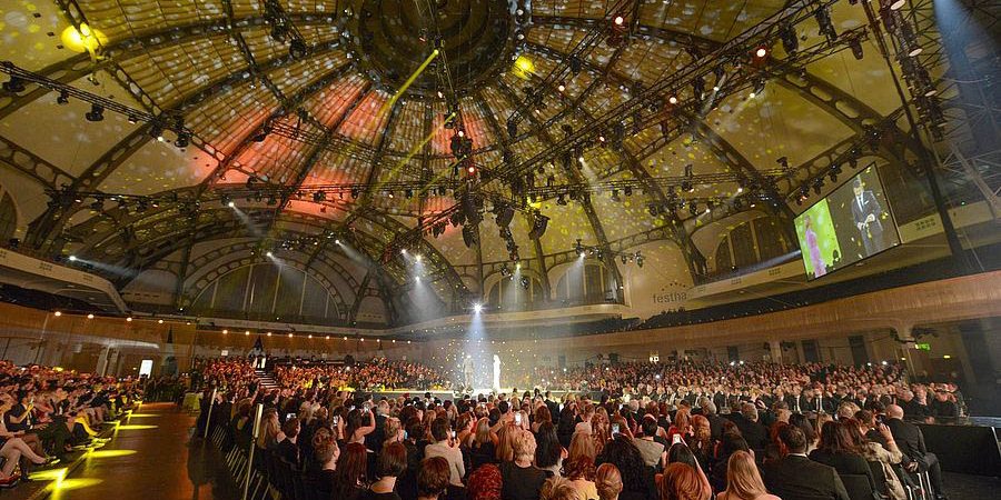 N-M-inszeniert-s.Olivers-Realstars