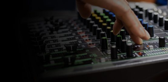 Mackie Mixer ProFXv3 in action 2023