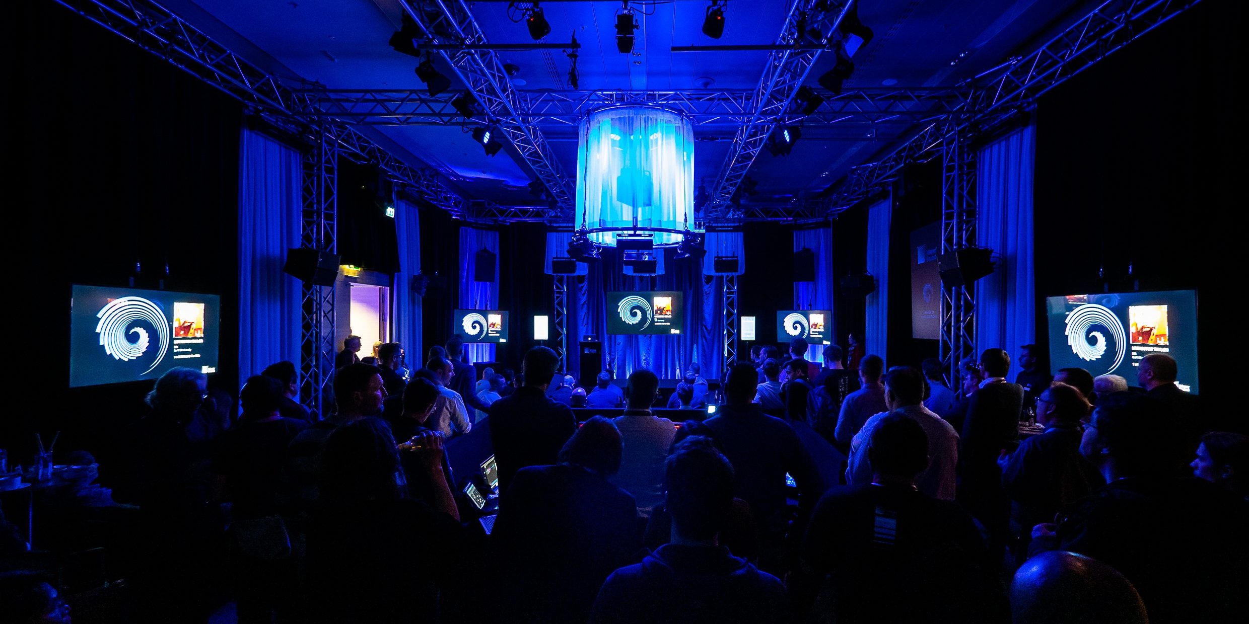 Meyer_Sound_Demoroom Demo Raum Meyer Sound PLS