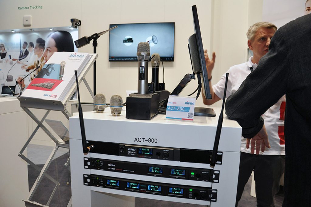 Digitale Funklösungen von MIPRO: ACT-800 und MI-58 im Fokus
